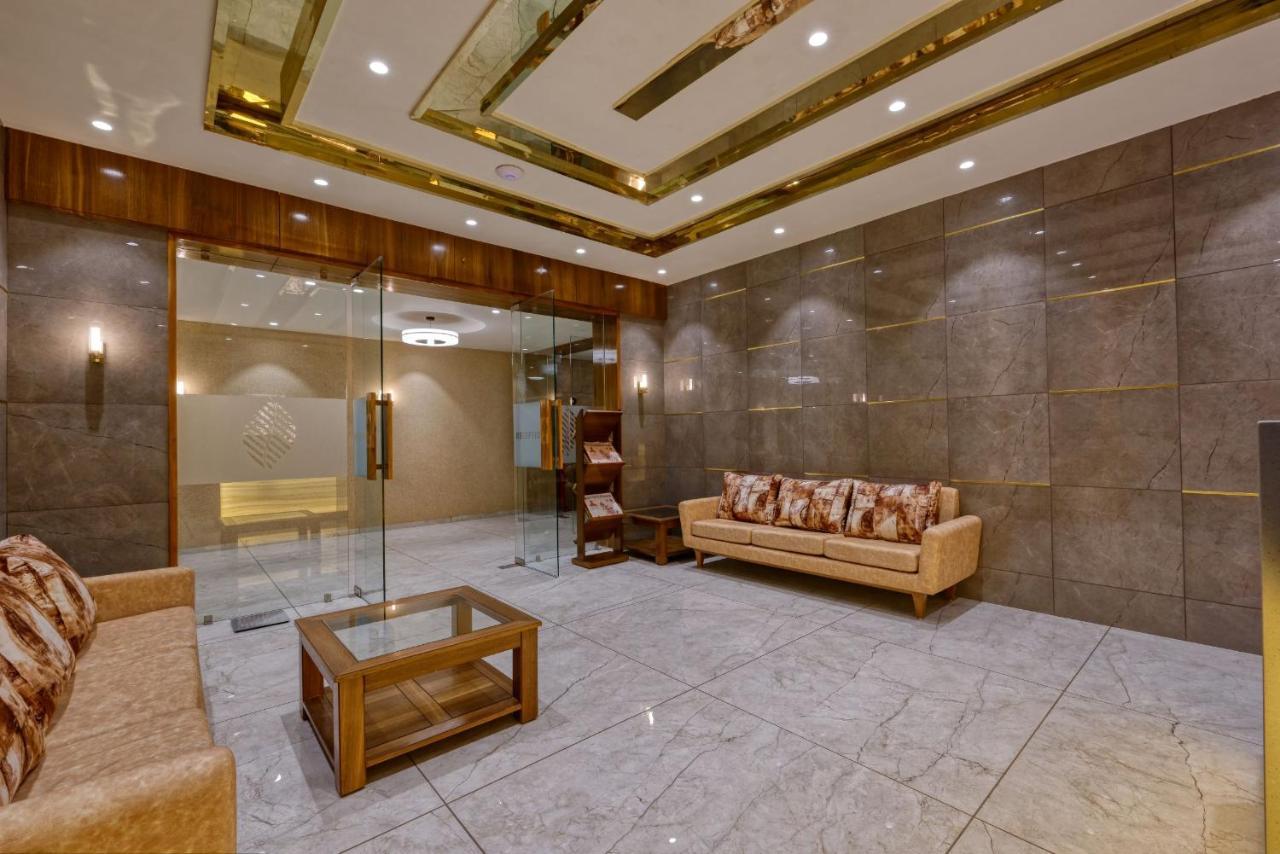 Hotel Flourish International Ahmedabad Exterior foto